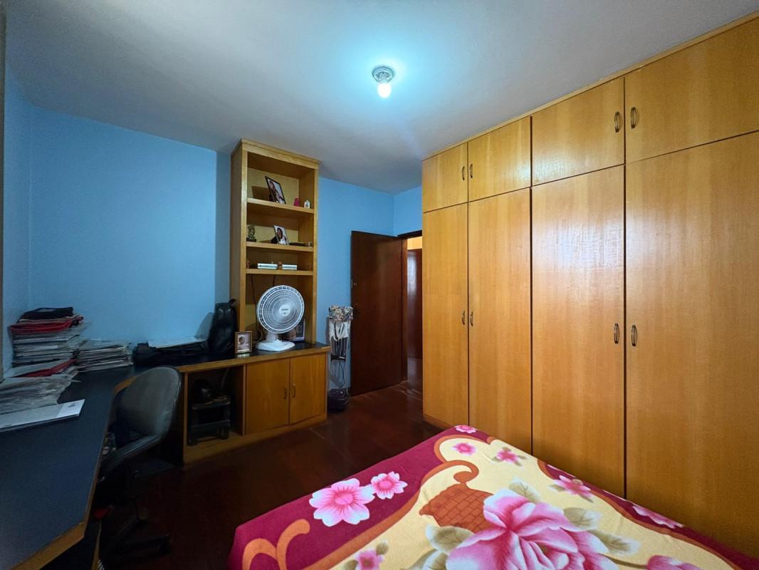 Casa, Dona Clara, 3 Quartos, 4 Vagas, 1 Suíte