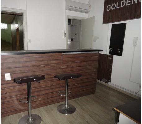 Sala, Centro