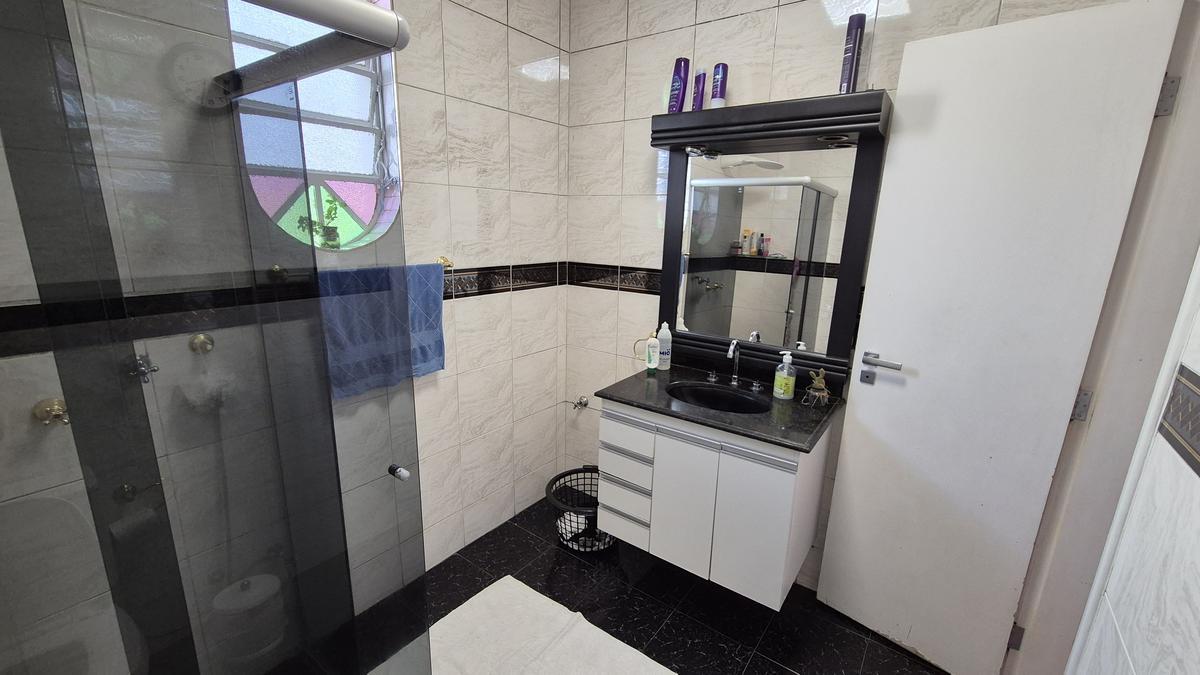 Casa, Ouro Preto, 5 Quartos, 2 Vagas, 1 Suíte