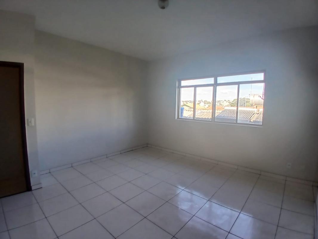 Casa, Planalto, 3 Quartos, 1 Vaga, 1 Suíte