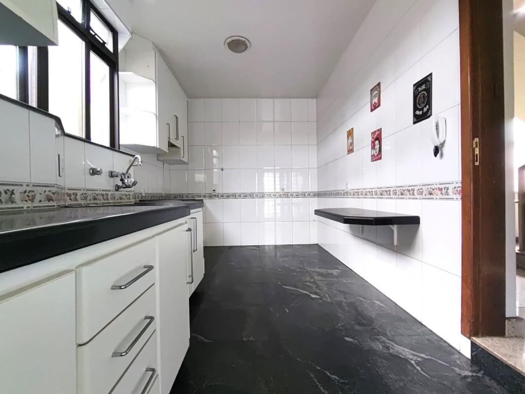 Casa, Inconfidentes, 5 Quartos, 8 Vagas, 2 Suítes