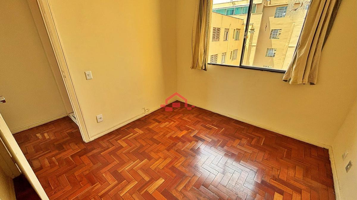 Apartamento, Centro, 2 Quartos, 0 Vaga