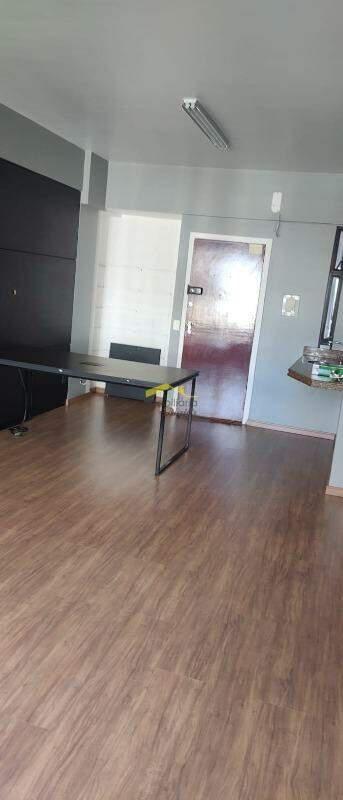 Sala, Estoril, 1 Vaga