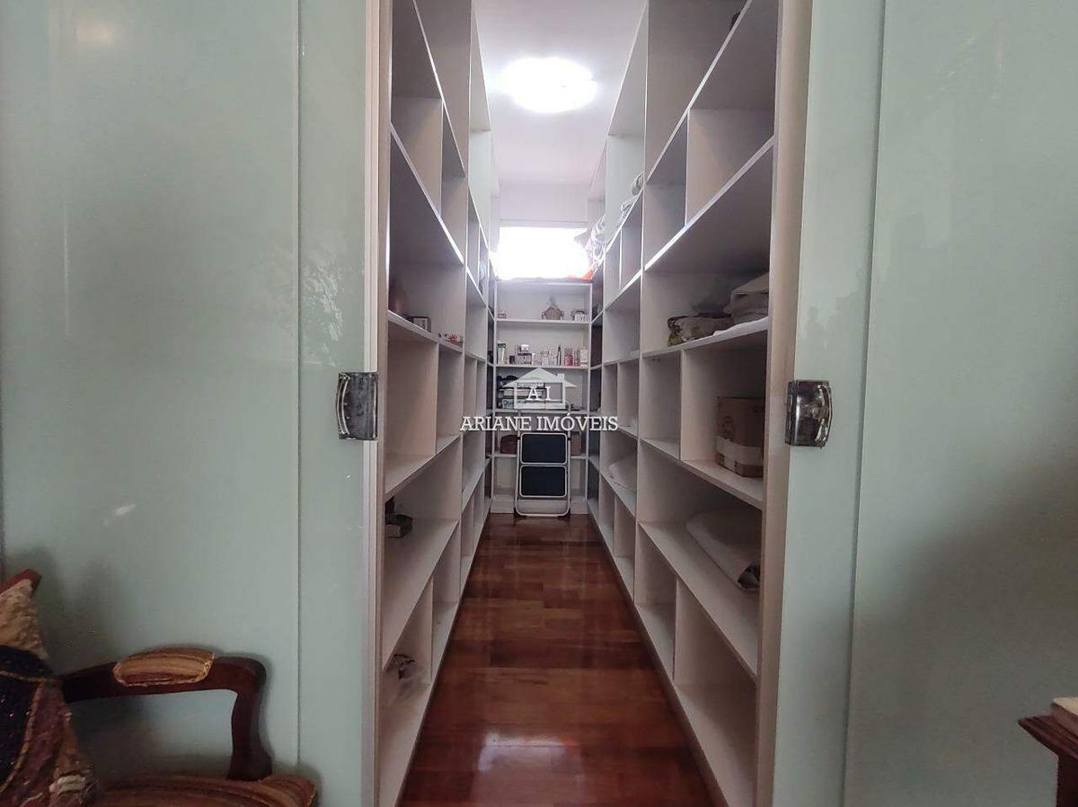 Casa, Braúnas, 4 Quartos, 5 Vagas, 2 Suítes