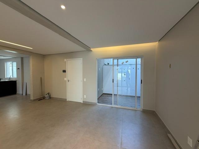 Apartamento, Floresta, 3 Quartos, 2 Vagas, 1 Suíte