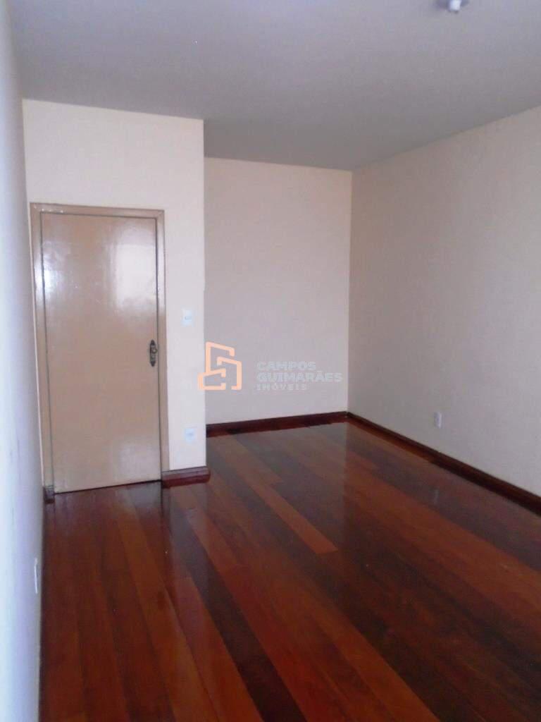 Casa, Flávio Marques Lisboa, 3 Quartos, 2 Vagas, 1 Suíte