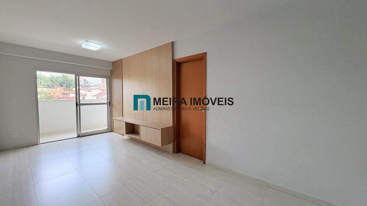 Apartamento, Sagrada Família, 3 Quartos, 2 Vagas, 1 Suíte
