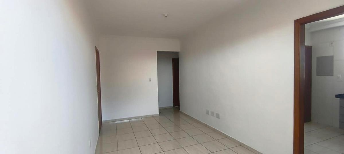 Apartamento, Santa Terezinha, 3 Quartos, 1 Vaga, 1 Suíte
