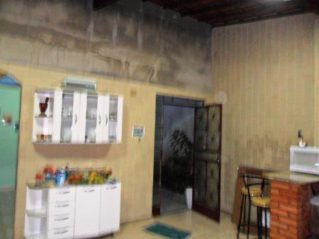 Casa, Oitis, 3 Quartos, 6 Vagas, 0 Suíte