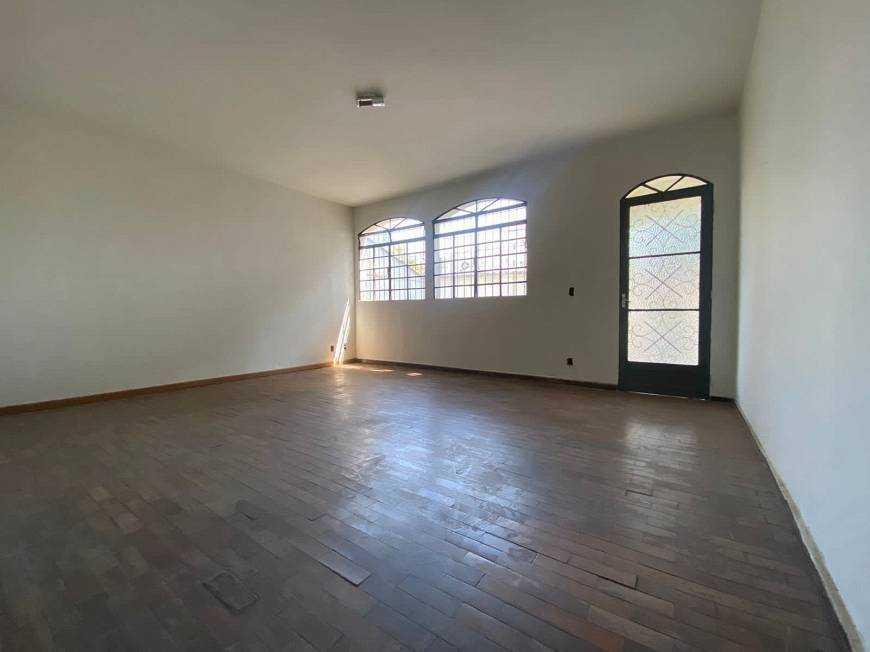 Casa, São Luiz (pampulha), 4 Quartos, 4 Vagas, 1 Suíte