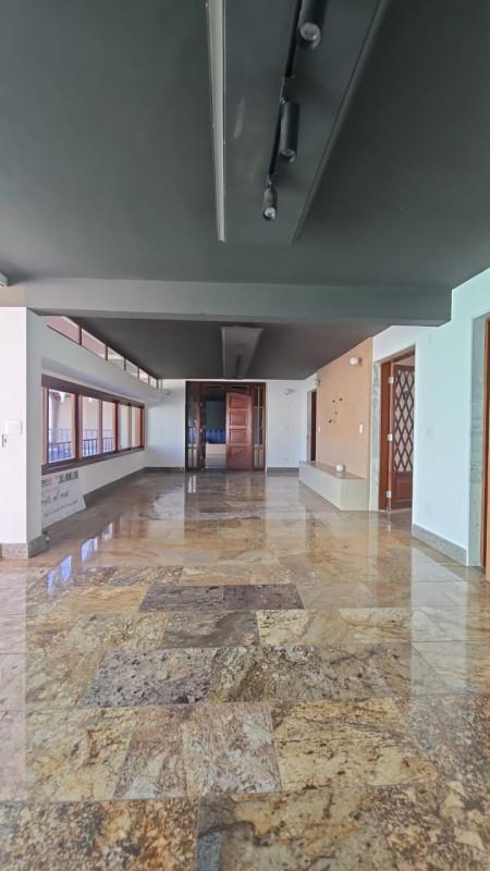 Casa, Bandeirantes (pampulha), 5 Quartos, 10 Vagas, 4 Suítes