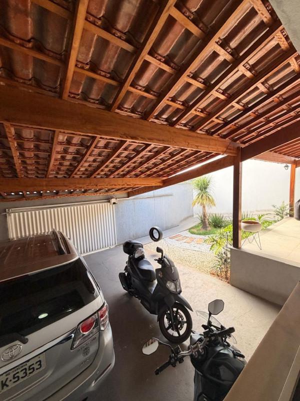 Casa, Santa Luiza, 3 Quartos, 2 Vagas, 1 Suíte