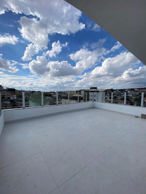 Cobertura, Cardoso (barreiro), 2 Quartos, 2 Vagas, 1 Suíte