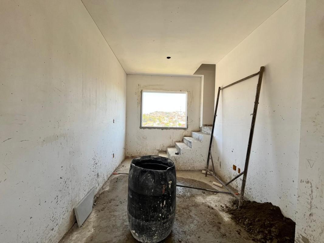 Cobertura, Conjunto Habitacional Vale do Jatobá, 2 Quartos, 1 Vaga, 1 Suíte