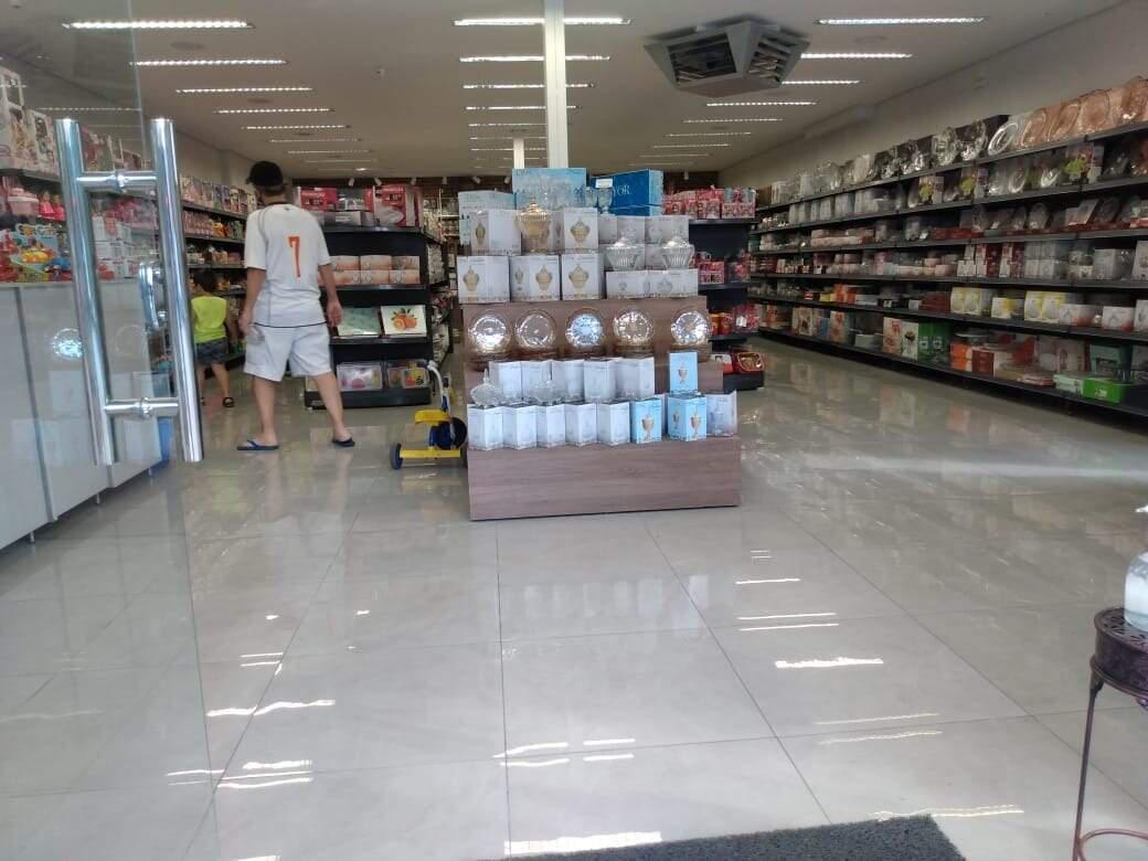 Prédio, Floresta, 0 Quarto, 0 Vaga
