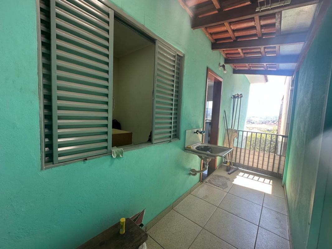 Casa, Centro, 3 Quartos, 2 Vagas