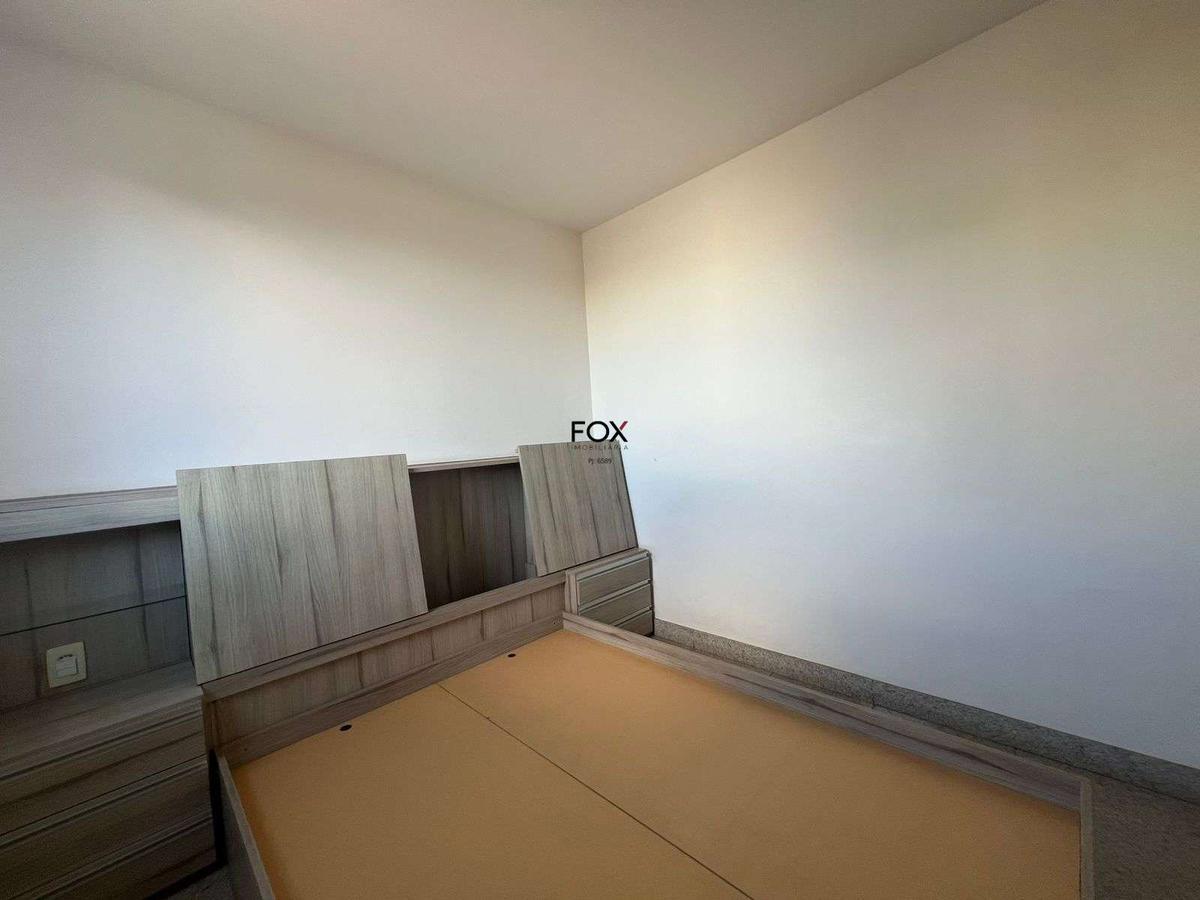 Apartamento, Sagrada Família, 3 Quartos, 2 Vagas, 1 Suíte