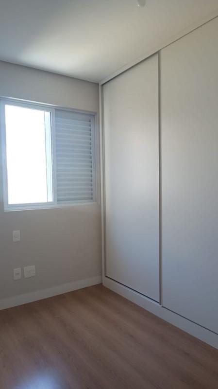 Apartamento, Sagrada Família, 3 Quartos, 2 Vagas, 1 Suíte
