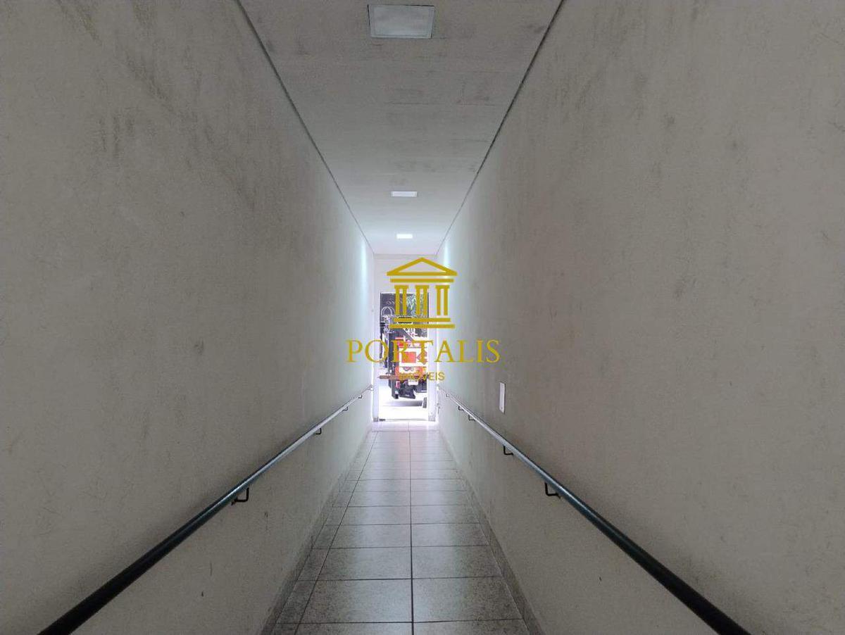 Apartamento, Floresta, 2 Quartos, 0 Vaga