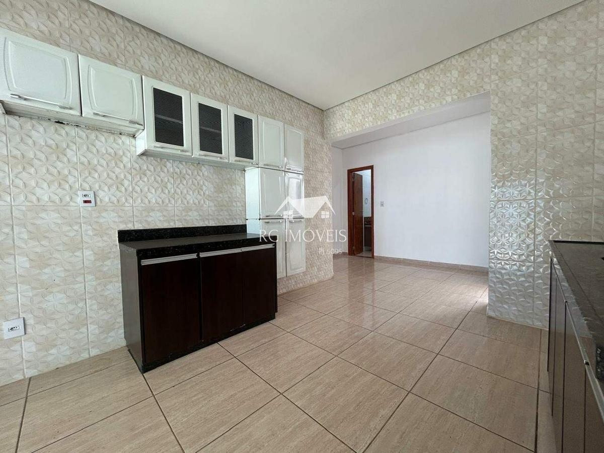 Casa, Novo Progresso, 2 Quartos, 6 Vagas