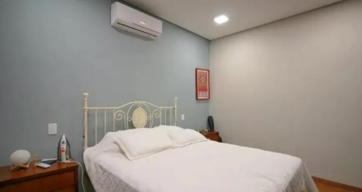 Casa, Sagrada Família, 4 Quartos, 2 Vagas, 2 Suítes