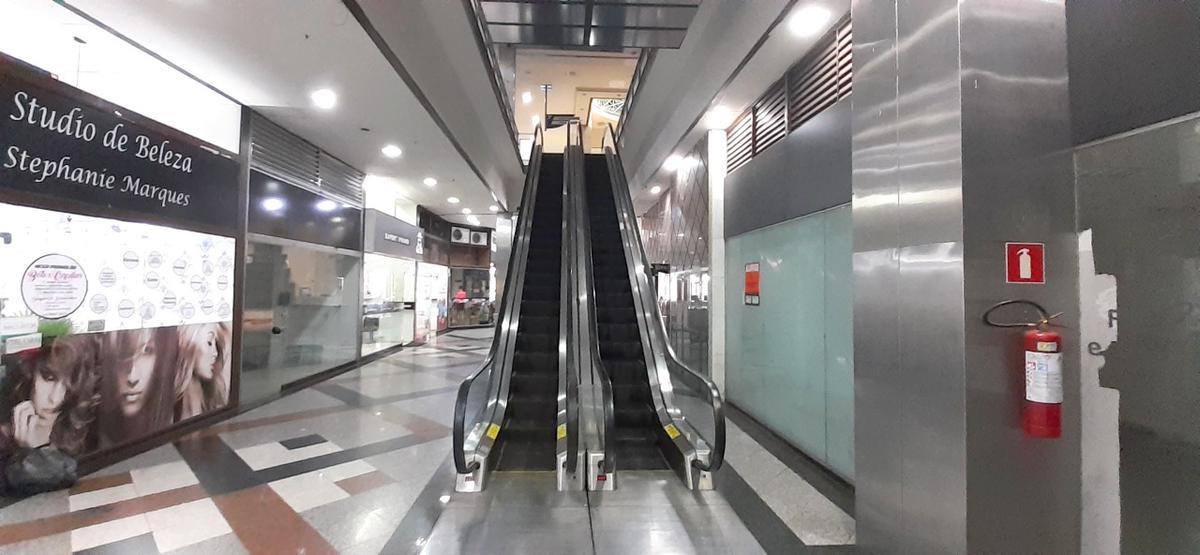 Sala, Barro Preto, 1 Quarto, 0 Vaga