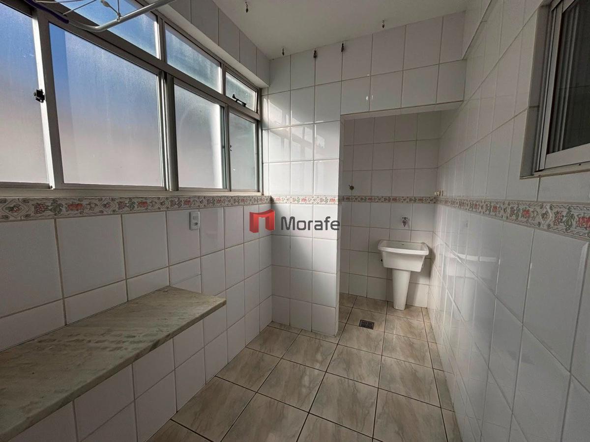 Apartamento, Carlos Prates, 2 Quartos, 1 Vaga