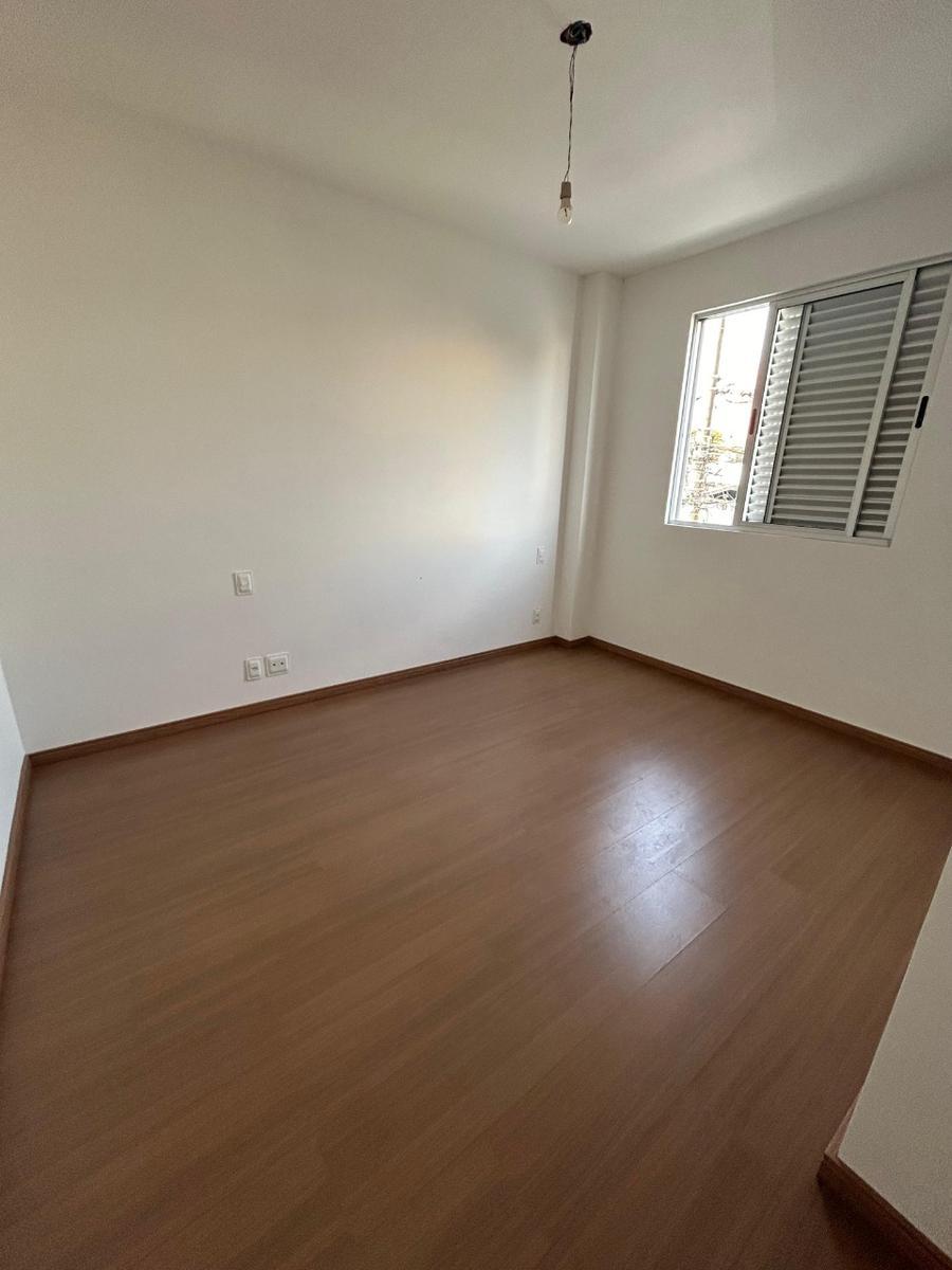 Cobertura, Padre Eustáquio, 3 Quartos, 2 Vagas, 1 Suíte