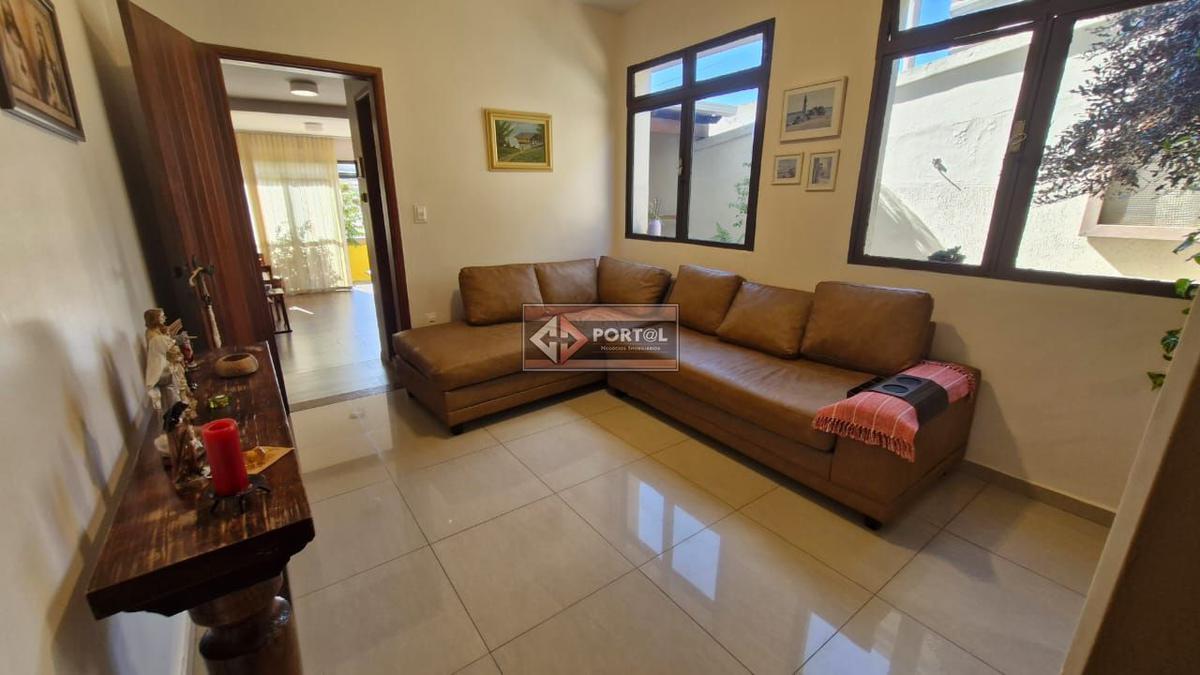 Casa, Planalto, 3 Quartos, 2 Vagas, 1 Suíte