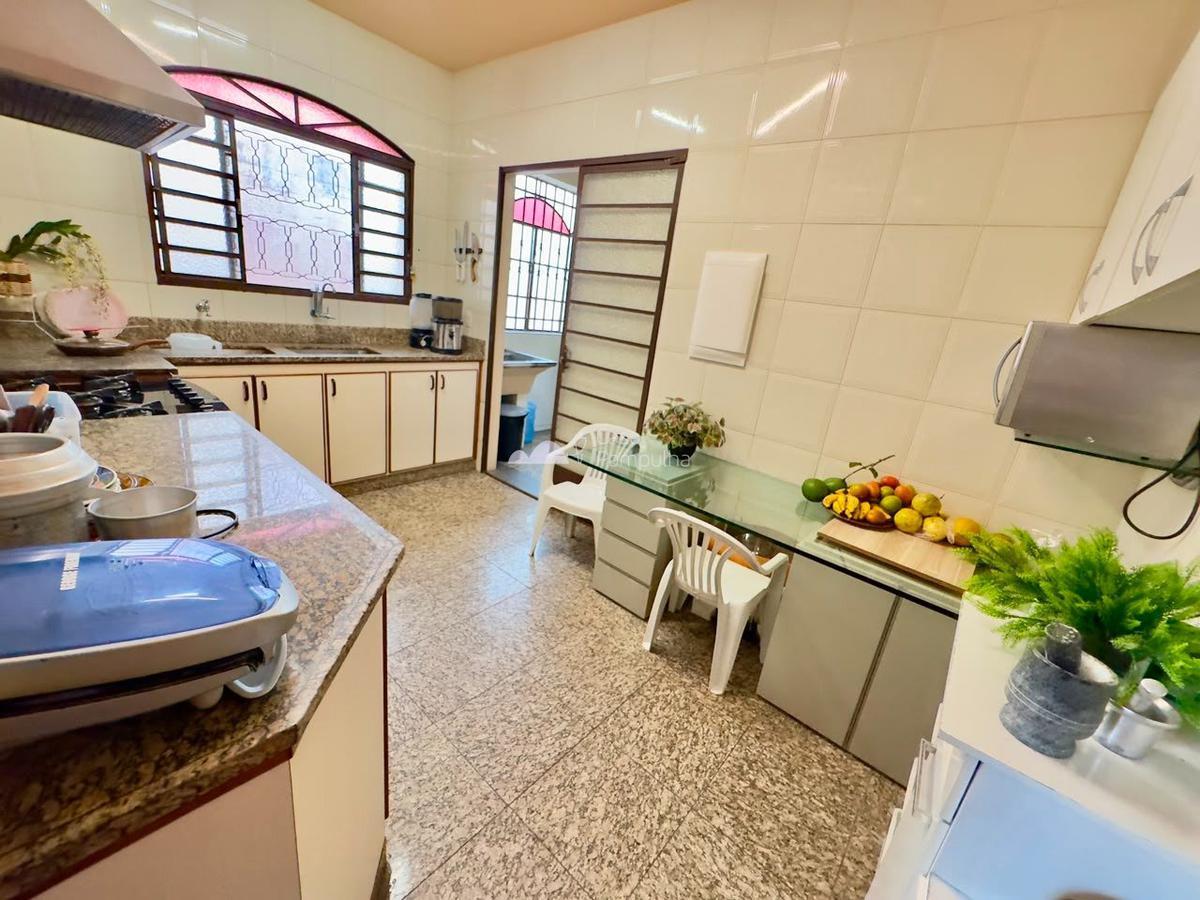 Casa, Santa Amélia, 3 Quartos, 4 Vagas, 2 Suítes