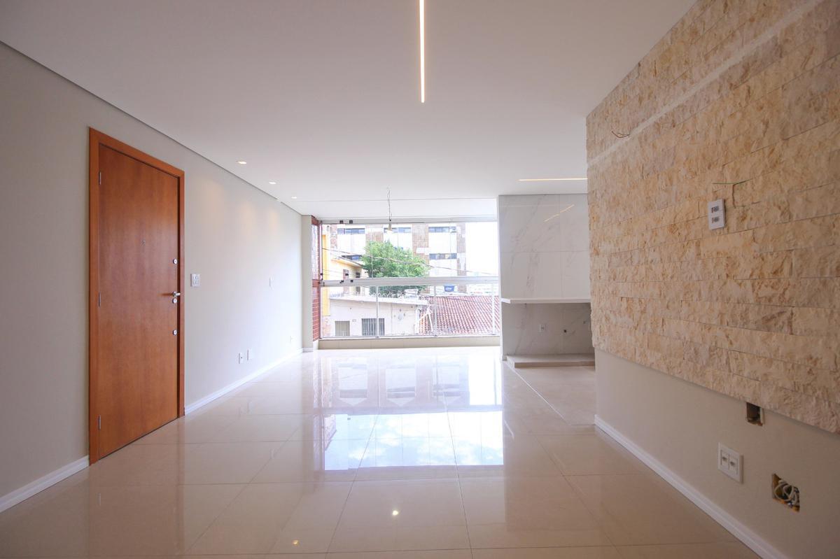 Apartamento, Sagrada Família, 3 Quartos, 2 Vagas, 1 Suíte