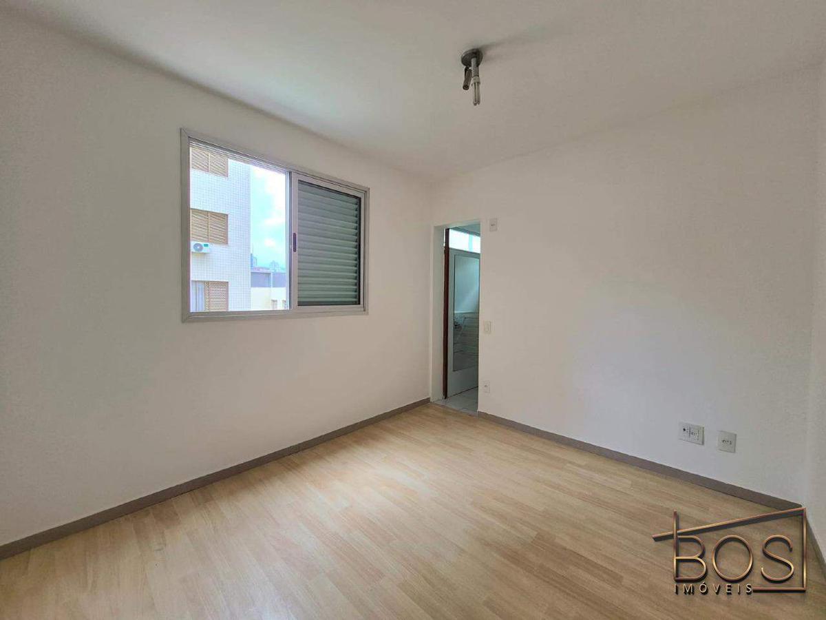 Apartamento, Coração de Jesus, 3 Quartos, 3 Vagas, 1 Suíte