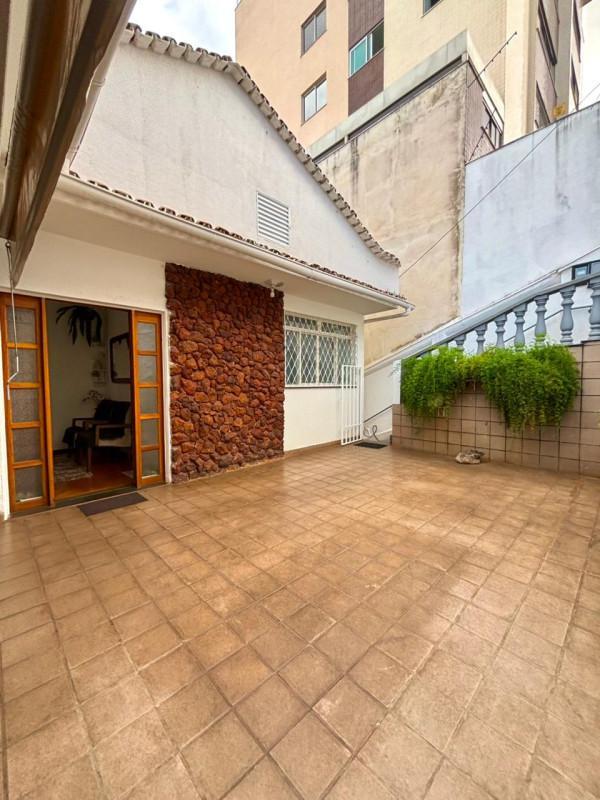 Casa, Sagrada Família, 4 Quartos, 2 Vagas