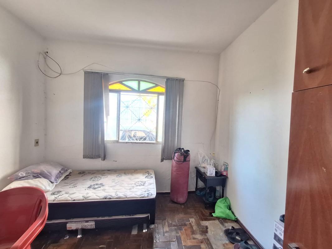 Casa, Fernão Dias, 3 Quartos, 2 Vagas, 1 Suíte