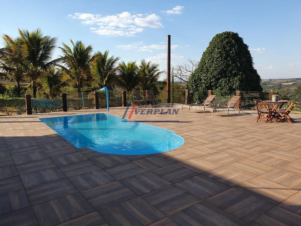 Rural, Centro, 6 Quartos, 4 Vagas, 3 Suítes