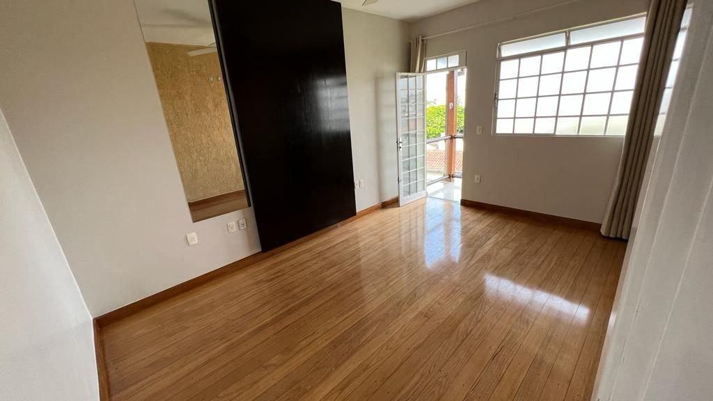 Casa, Itatiaia, 3 Quartos, 0 Vaga