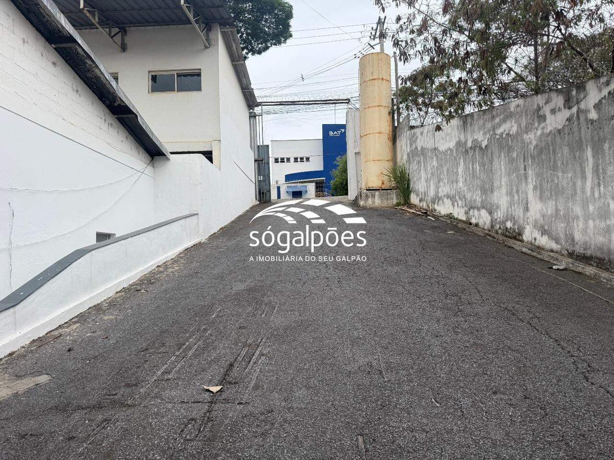 Galpão, Cincão, 20 Vagas