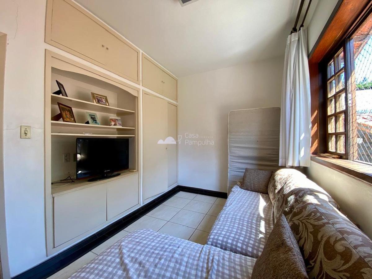 Casa, Itapoã, 3 Quartos, 4 Vagas, 1 Suíte