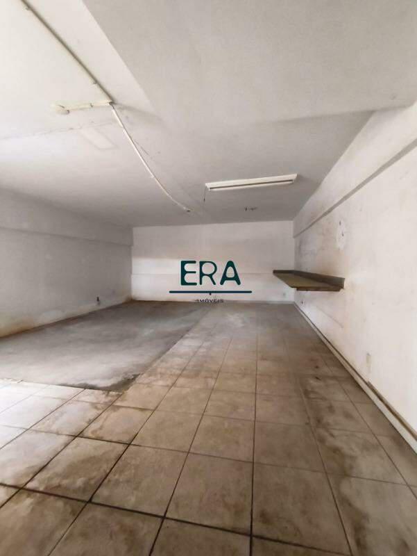 Andar, Estoril, 0 Quarto, 2 Vagas