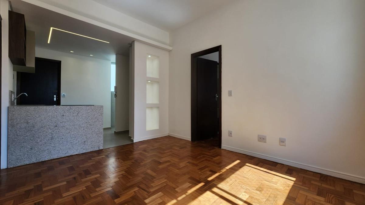 Apartamento, Centro, 1 Quarto, 0 Vaga, 1 Suíte