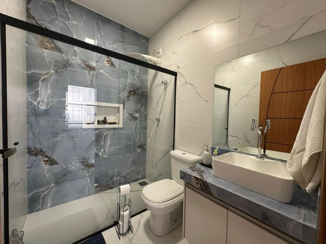 Casa, Barreiro, 2 Quartos, 2 Vagas, 1 Suíte