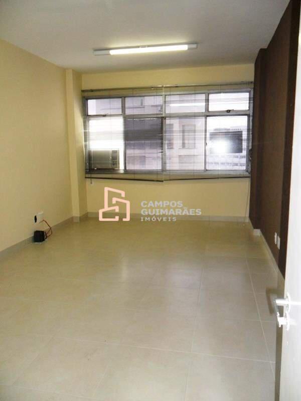 Sala, Centro