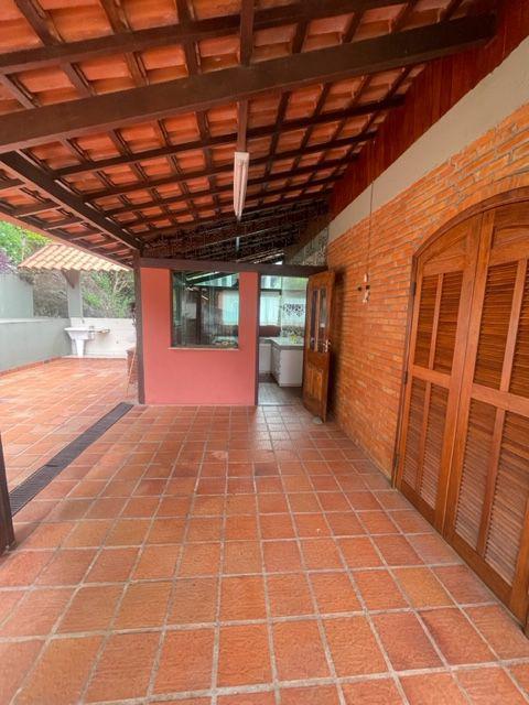 Casa, Centro, 3 Quartos, 2 Vagas, 1 Suíte