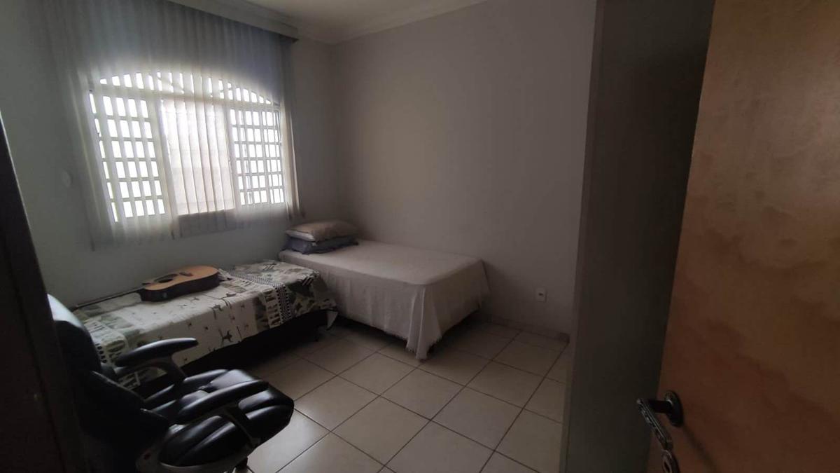 Casa, Serrano, 3 Quartos, 2 Vagas, 1 Suíte