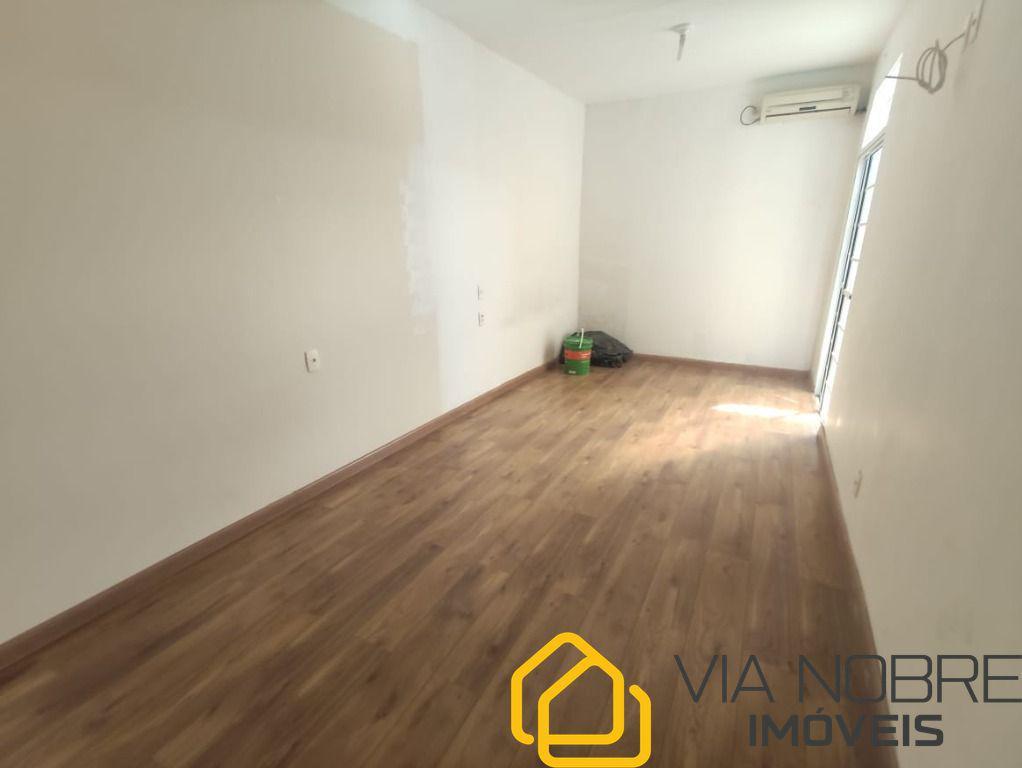 Casa, Palmeiras, 2 Quartos, 1 Vaga
