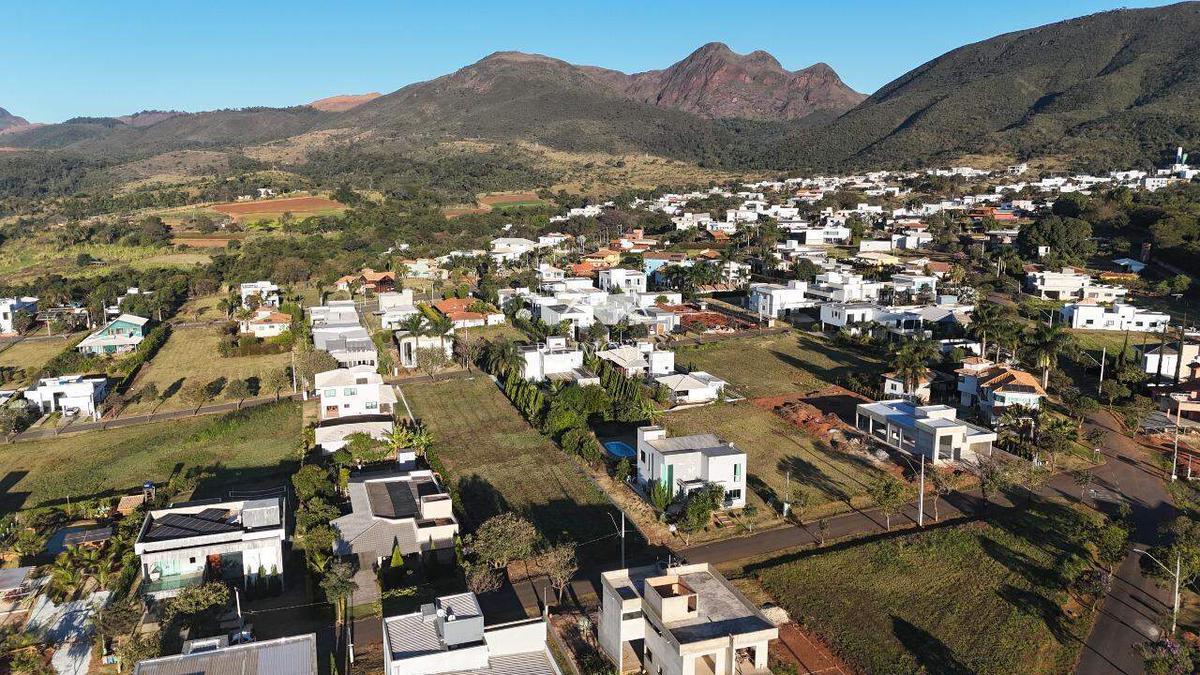Lote, Condomínio Serra dos Bandeirantes, 0 Quarto, 0 Vaga