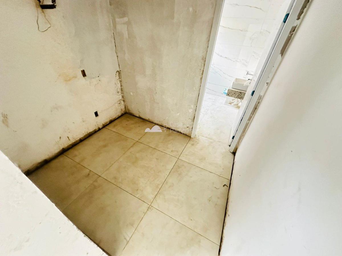Casa, Planalto, 7 Quartos, 6 Vagas, 2 Suítes