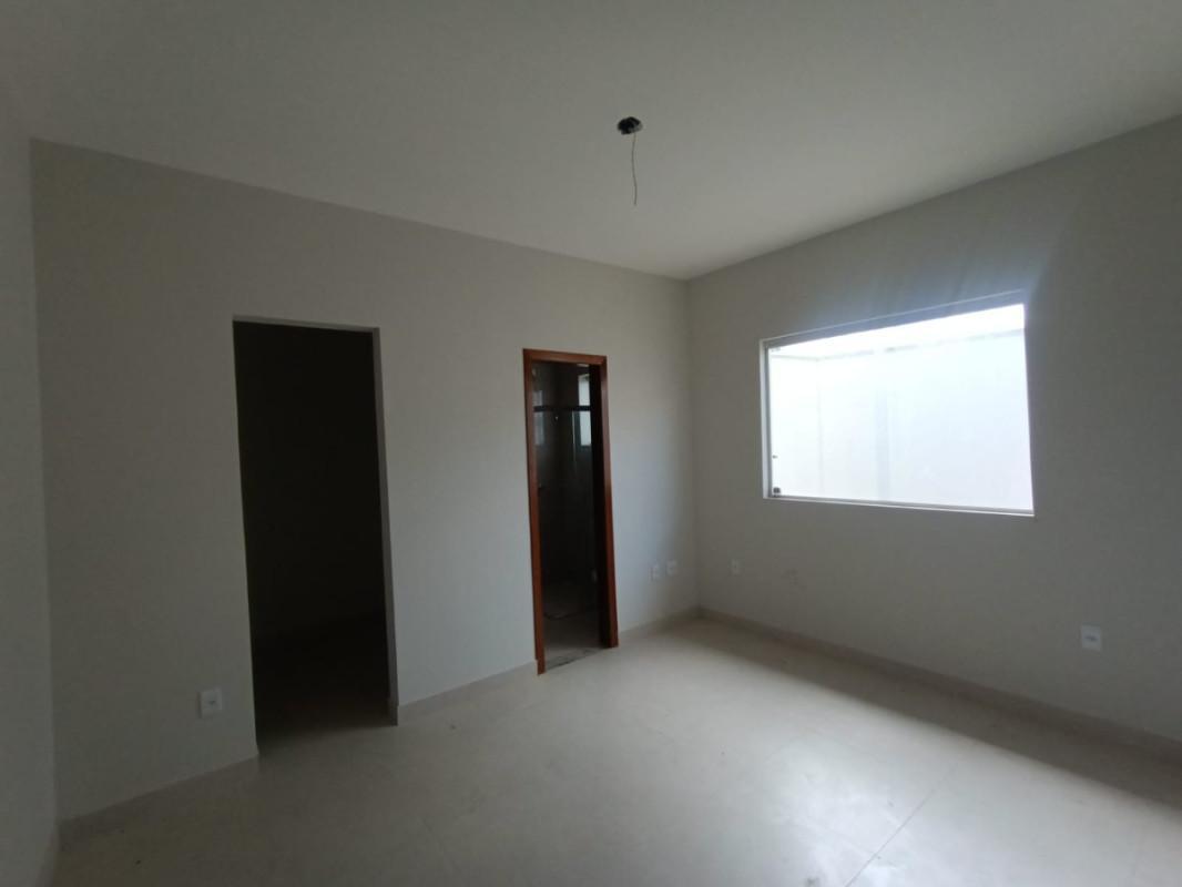Casa, Jardim Leblon, 3 Quartos, 2 Vagas, 1 Suíte