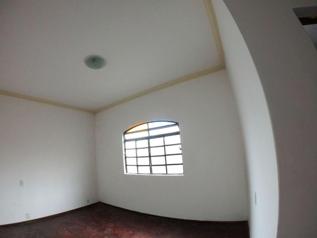 Casa, São Salvador, 3 Quartos, 1 Vaga, 1 Suíte