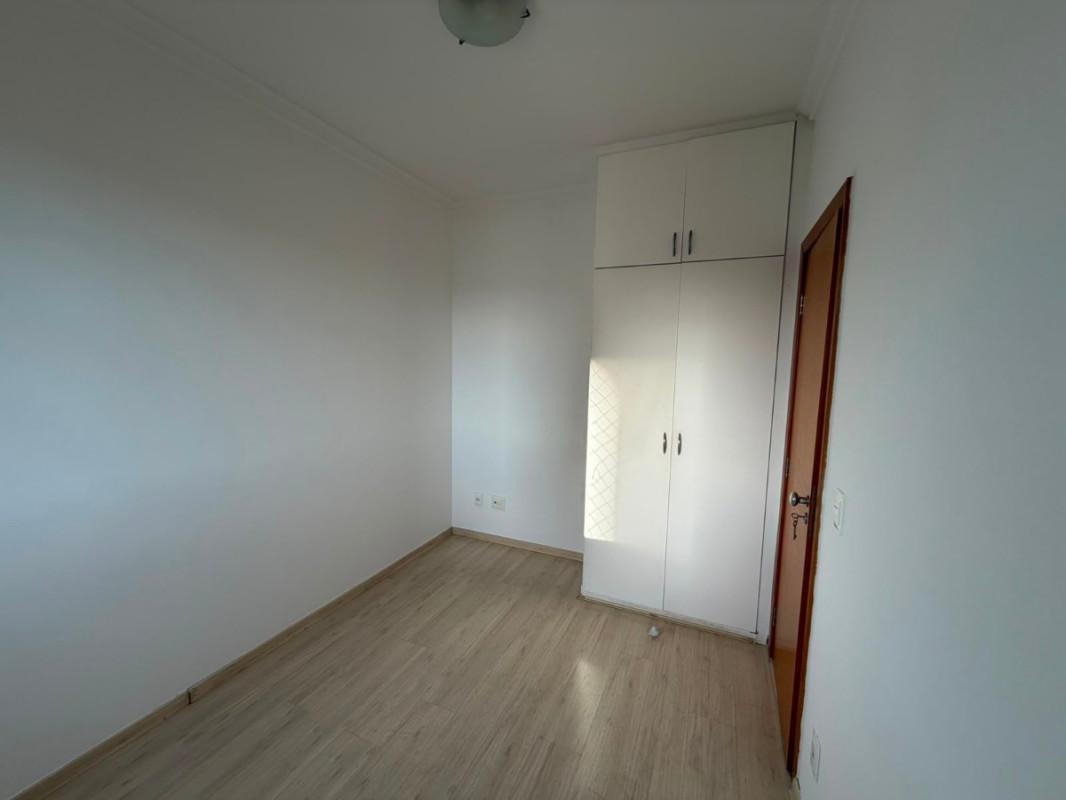Apartamento, Estoril, 3 Quartos, 1 Vaga, 1 Suíte